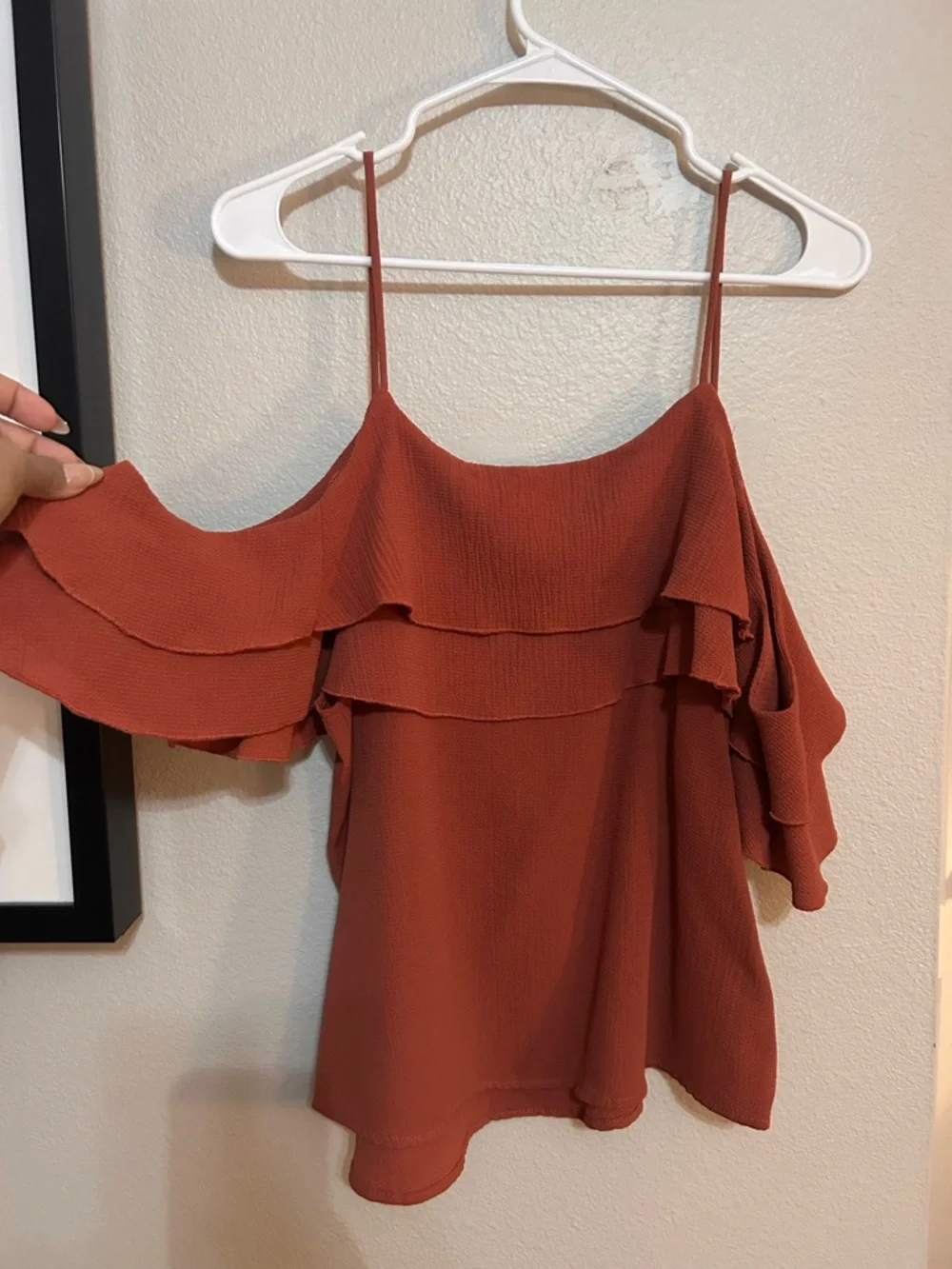 Mind Code Rust Ruffle Cold-Shoulder Cami - Picture 4 of 4